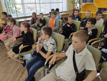 Жестова мова – міст до спілкування