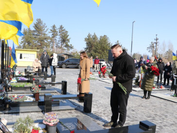 У Полтавській громаді вшанували пам'ять загиблих Героїв