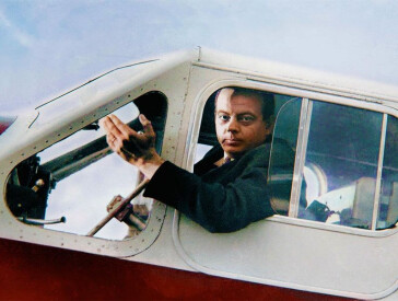 Екзюпері-письменник існував у тісній співтворчості з Екзюпері-пілотом