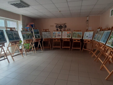 Виставка "Пленер мого міста. Полтава" в Чернігові