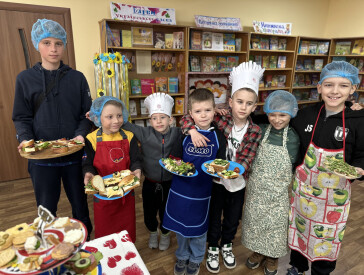 Кулінарний двобій у бібліотеці: смачно, весело, креативно
