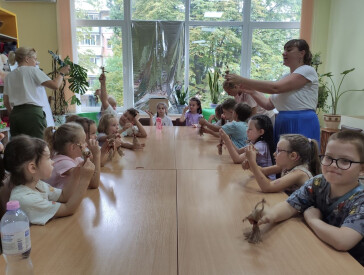 Літні канікули з книгою: яскраве дозвілля в бібліотеках Полтавської МТГ