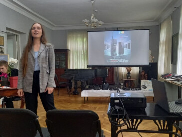Історія мобільного телефону в деталях