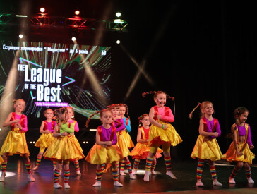 «Битва танцювальних шкіл»: 700 учасників, шалені емоції та допомога ЗСУ