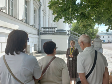 Пішохідна екскурсія містом «Панас Мирний і Полтава» (фотозвіт)