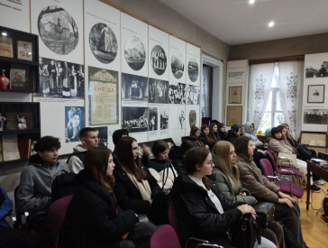 «Мова росте разом з душею народу»: літературно-мистецька вітальня