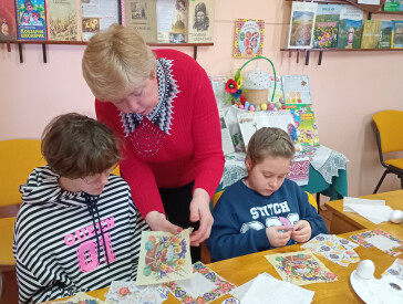 Декупаж великодніх яєць