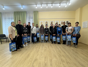 Інклюзивна екскурсія експозицією малюнків Саші Путрі