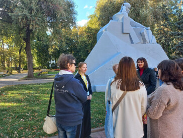Пішохідна екскурсія "Архітектурний образ його міста: Полтава Панаса Мирного"
