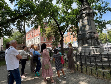 Пішохідна екскурсія містом «Панас Мирний і Полтава» (фотозвіт)