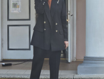 У променях вальсу