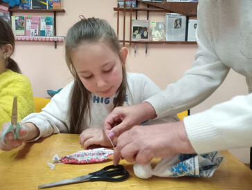 Майстер-клас: лялька-мотанка з серветок