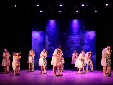 У ЦКД відбулася благодійна хореографічна постановка до Дня матері