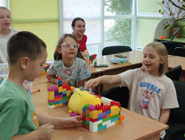 Літо, котики й гарний настрій!