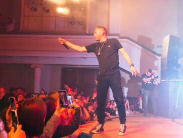 Рок, драйв та українське слово: Зустрічаємо «Жадан і Собаки» у Полтаві!