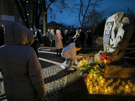 Загальнонаціональна хвилина мовчання та акція «Запали свічку»