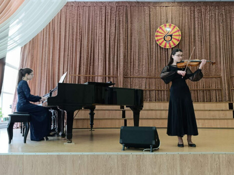 XV Відкритий фестиваль-конкурс фортепіанних та камерних ансамблів «Камерата».