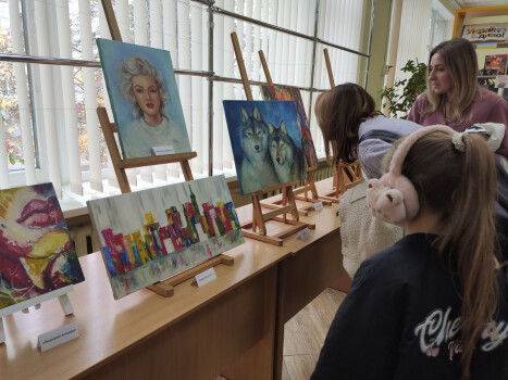 Кольорова експресія Інни Карпенко