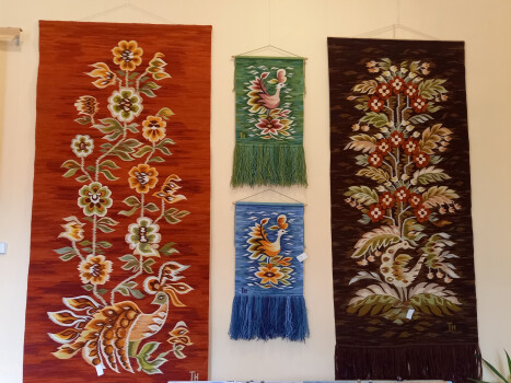 Персональна виставка відомої художниці по килимарству Ніни Токової