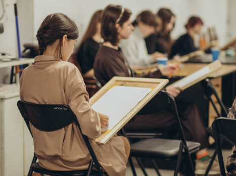 У ПДХШ імені Святослава Пашинського відбулася обласна олімпіада з малюнку «Чарівний олівець»