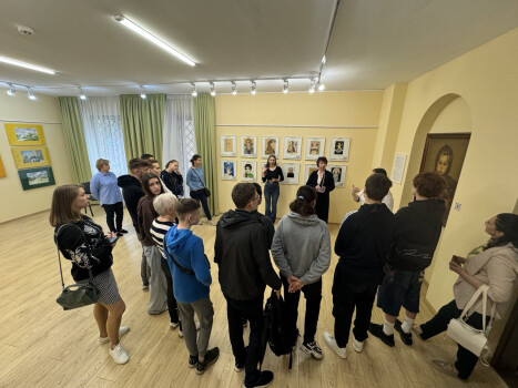 Інклюзивна екскурсія експозицією малюнків Саші Путрі