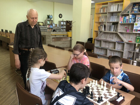 Прокачуй мозок – грай у шахи!