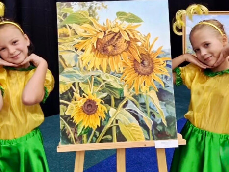 Як виставка «СОНЯШНИК – сонячне відродження»» перетворила ЦКД на простір мистецтва й взаємодії