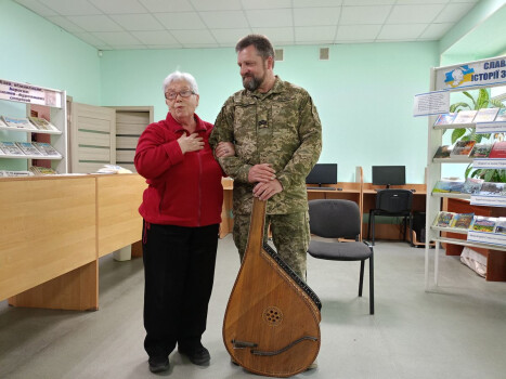 Сили і звитяги надає бандура