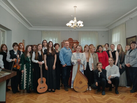 Фестиваль студентської творчості в музеї Короленка