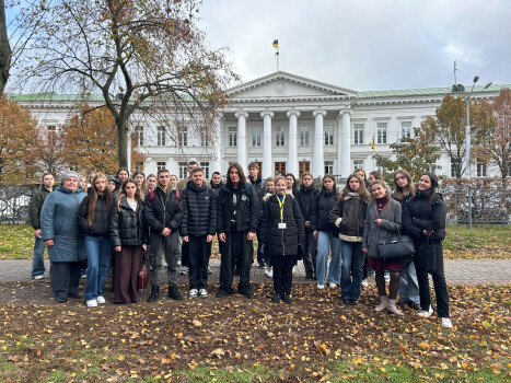 Пішохідна екскурсія містом «Панас Мирний і Полтава»