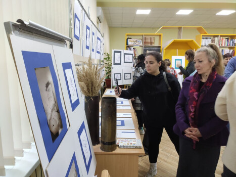 До Дня Героїв: "Кольорова експресія Зими"