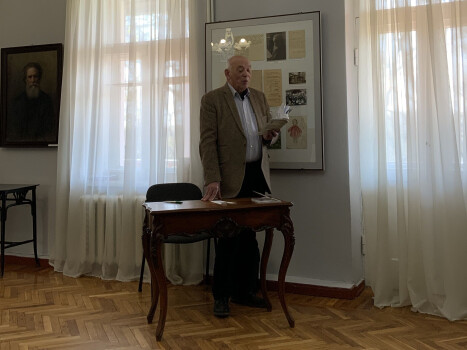 Презентація нової збірки гуморесок Якова Купінського "Знову два куми" у музеї Короленка