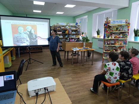 Подорож у часі через книгу: “Тато мій Петлюра”