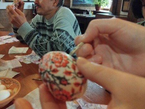 Майстер-клас із виготовлення писанок у техніці декупаж