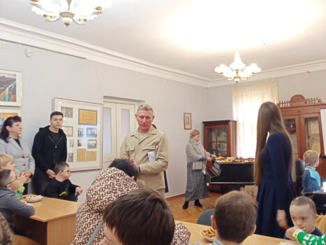 Жовтень — місяць поінформованості про людей із синдромом Дауна