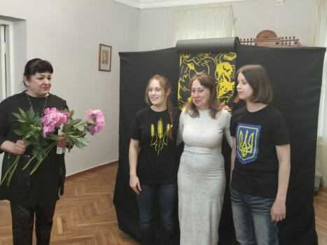 Допрем'єрний показ вистави «№ 319, або Про що курличуть журавлі»