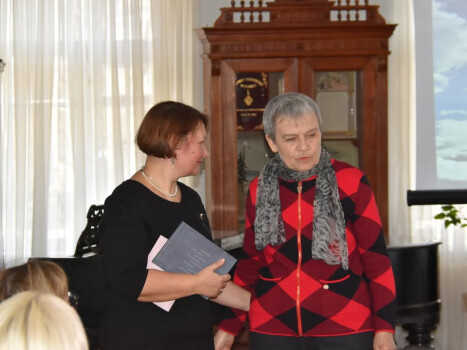 Оповідки про рідних