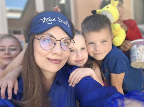 «Годі спати! Йдемо на бібліопаті!»: яскрава піжамна вечірка у бібліотеці