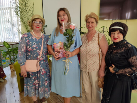 Магія «Леді з квітня»