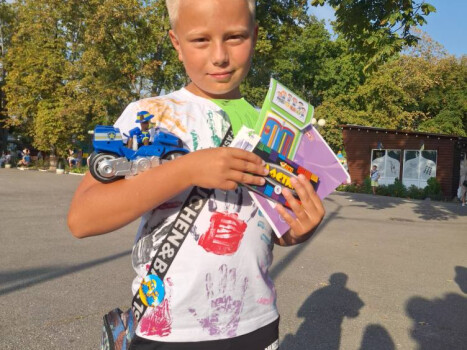 З нагоди Дня знань у парку «Перемога» було проведено безпрограшну благодійну лотерею